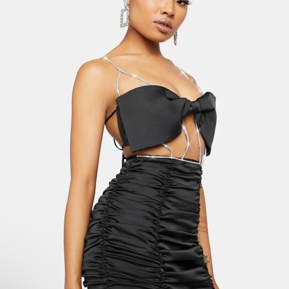 Elegant Black Bow Dress - Picture 1 of 2